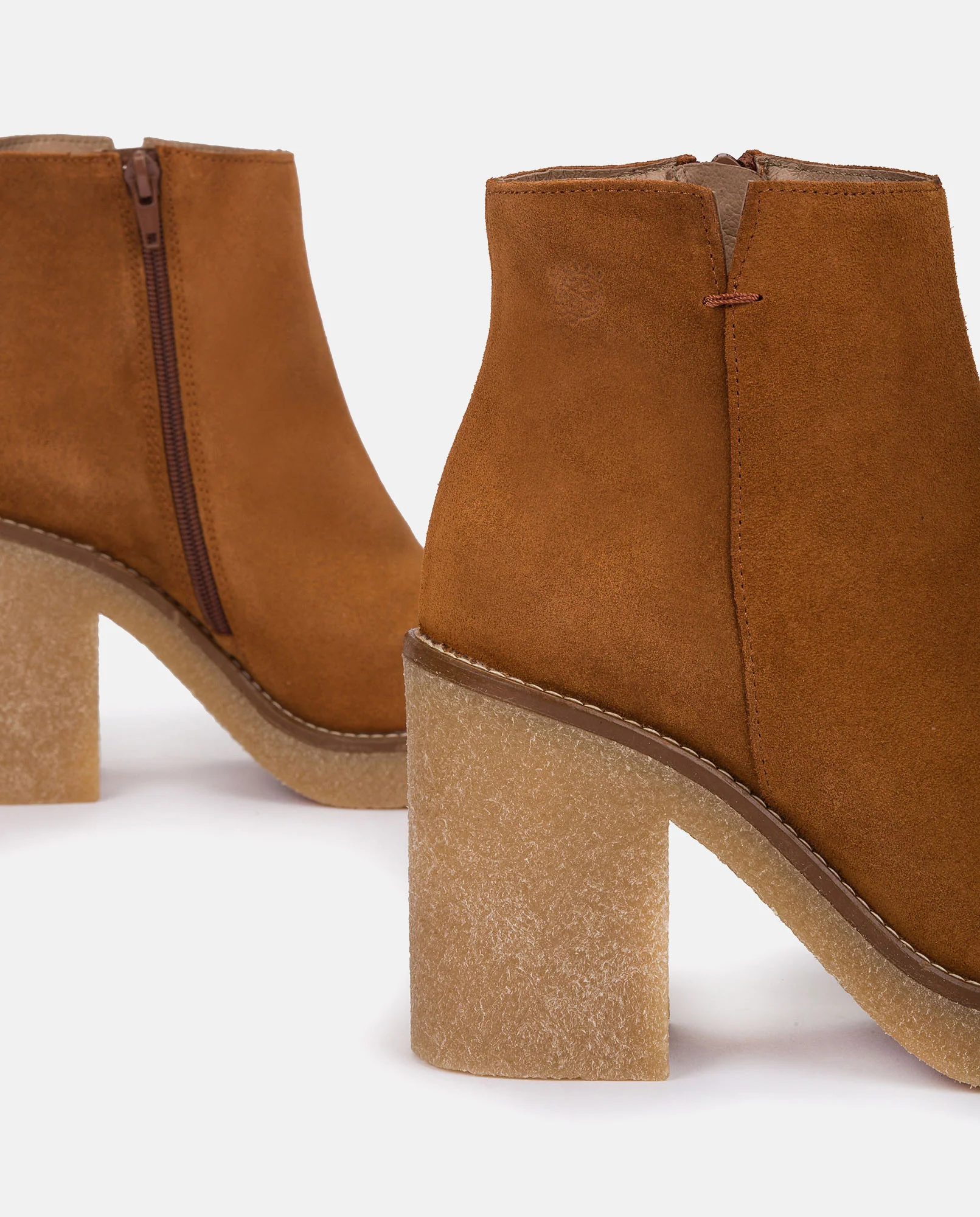 Botín de tacón GELA-001 CUERO - Image 3