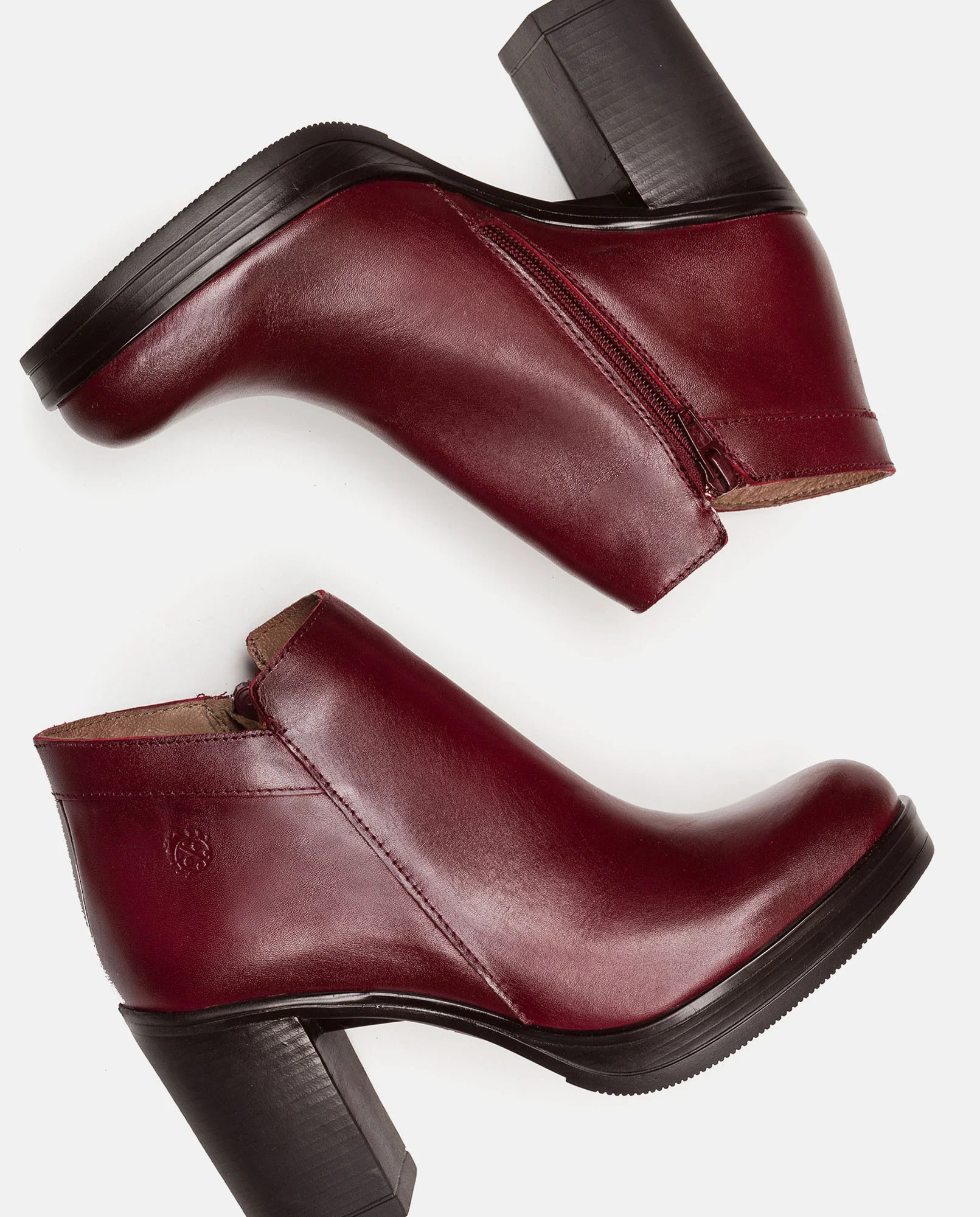 Botín de tacón Pilsen 004 burdeos - Image 5