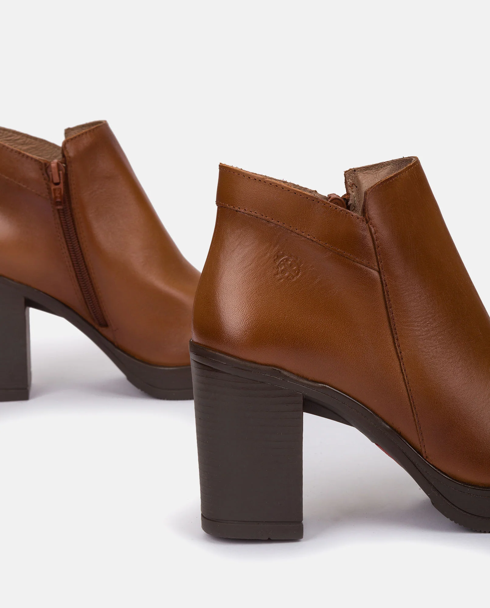 Botín de tacón Pilsen 004 cuero - Image 3