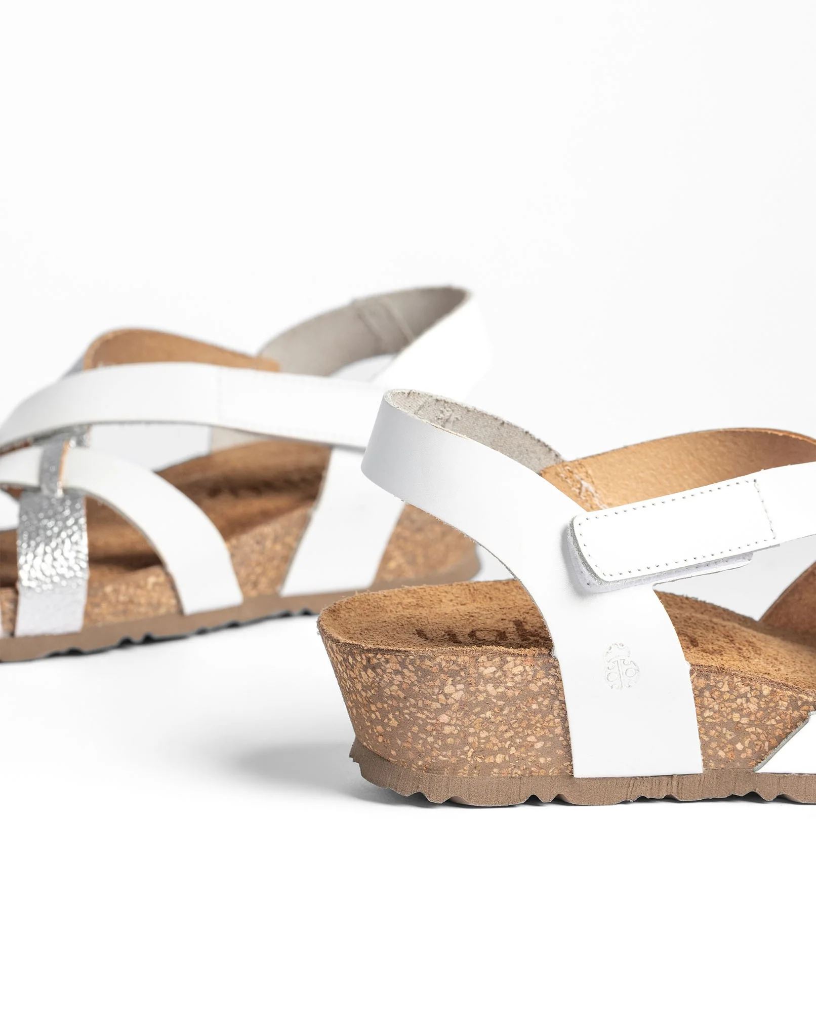 Sandalia cuña MONACO-263 plateado - Image 5