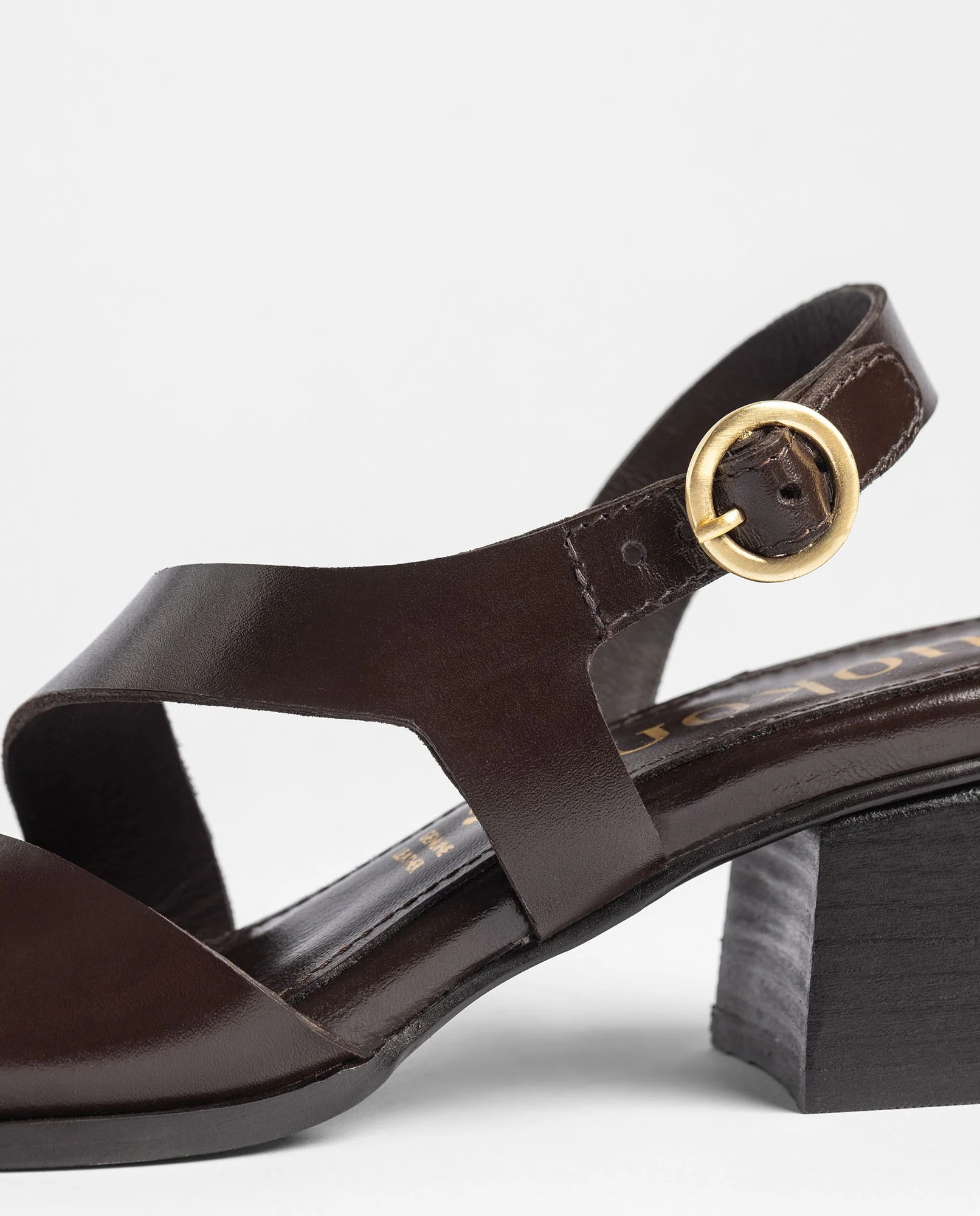 Sandalia de tacón GOLI 252 marrón oscuro - Image 4