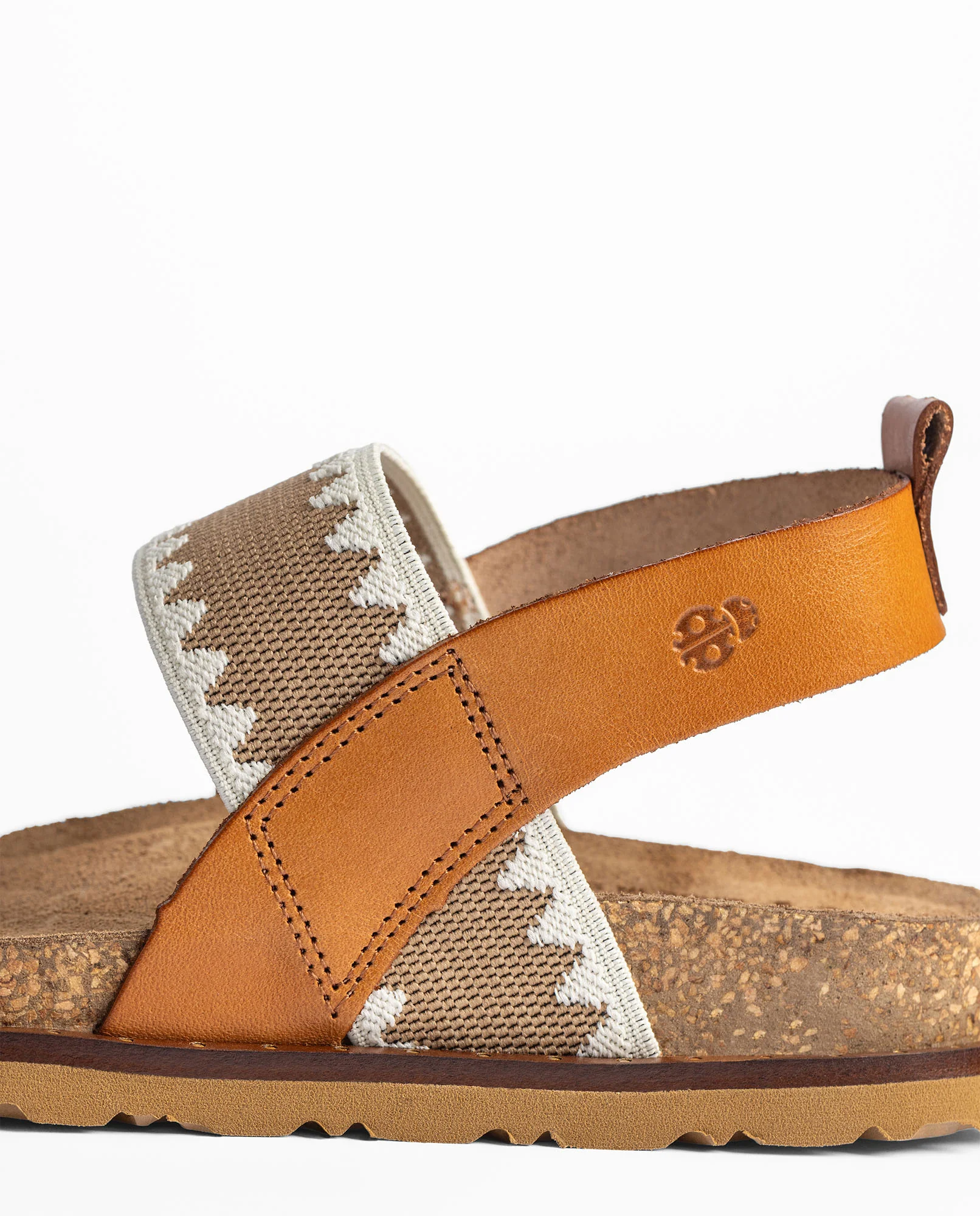 Sandalia plana BOLUS-255 marrón - Image 4