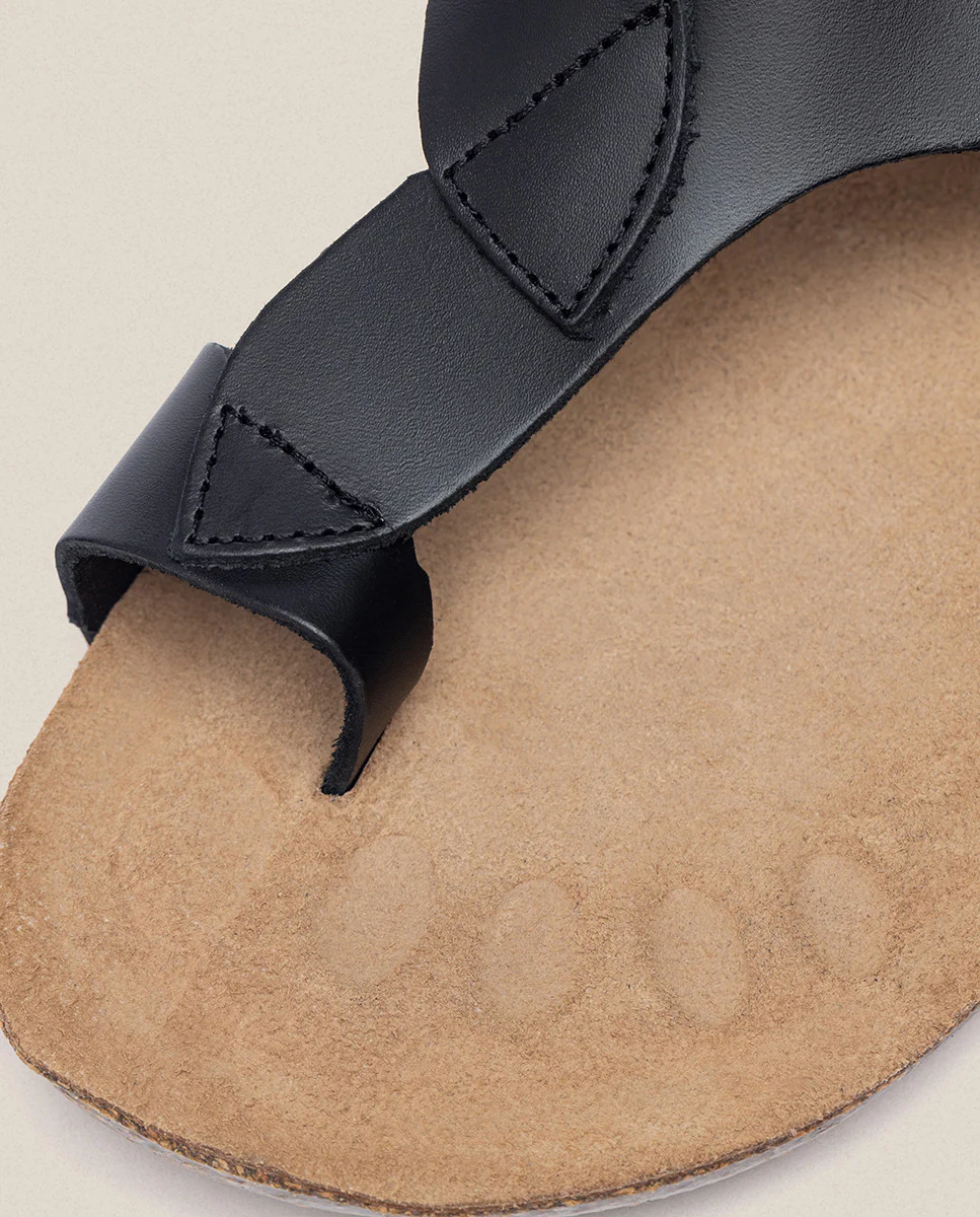 Sandalia plana Ibiza 174 negro - Image 3