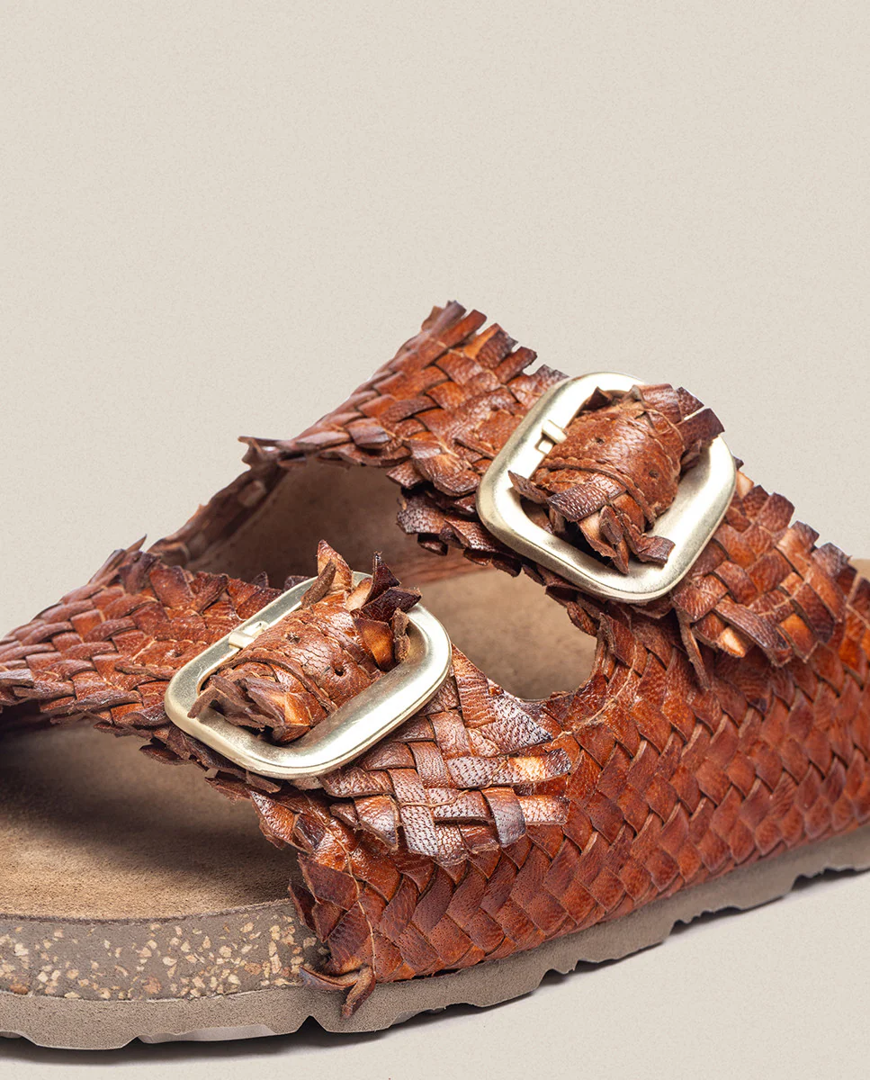 Sandalia plana Jerba 143 marrón - Image 4