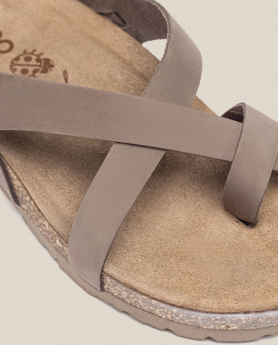 Sandalia plana Jerba 718 marrón - Image 4