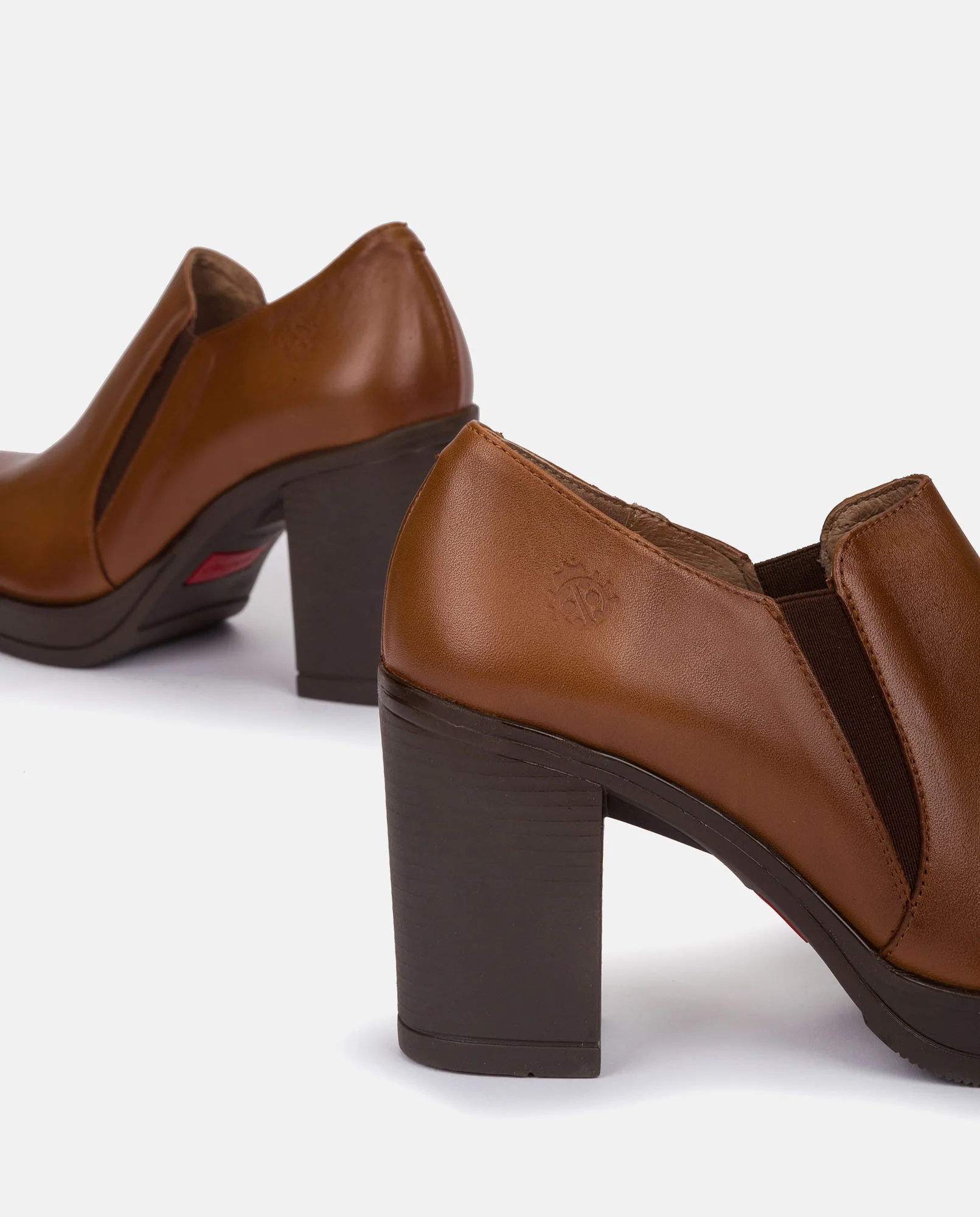 Zapato de tacón Pilsen 005 cuero - Image 3